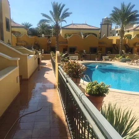 Modern Holiday - * Costa Adeje (Tenerife)
